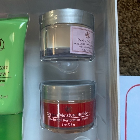 Serious Skin Care Volume V Set - Picture 5 of 13